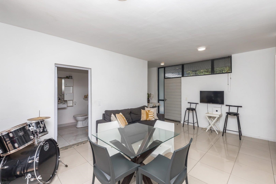 2 Bedroom Property for Sale in Observatory Western Cape